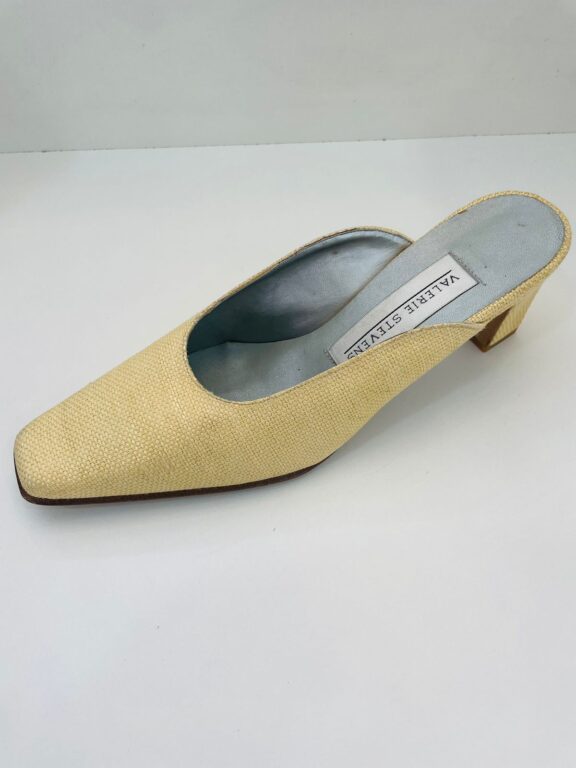 ZAPATO DE TACO VALERIE STEVENS