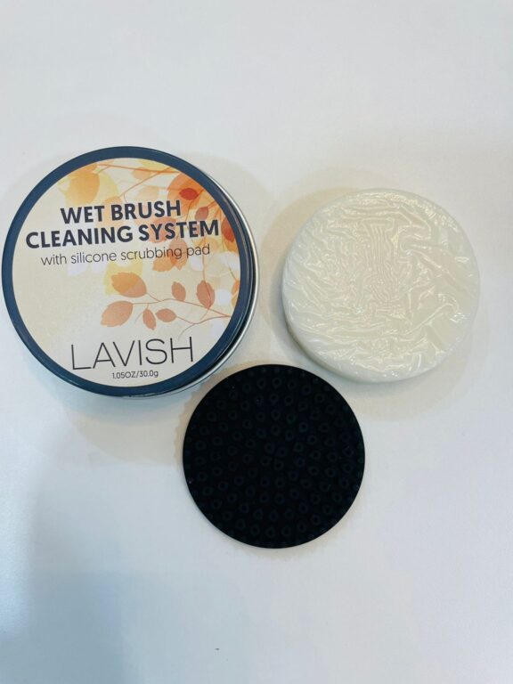 LAVISH LIMPIADOR DE BROCHAS DE MAQUILLAJE,