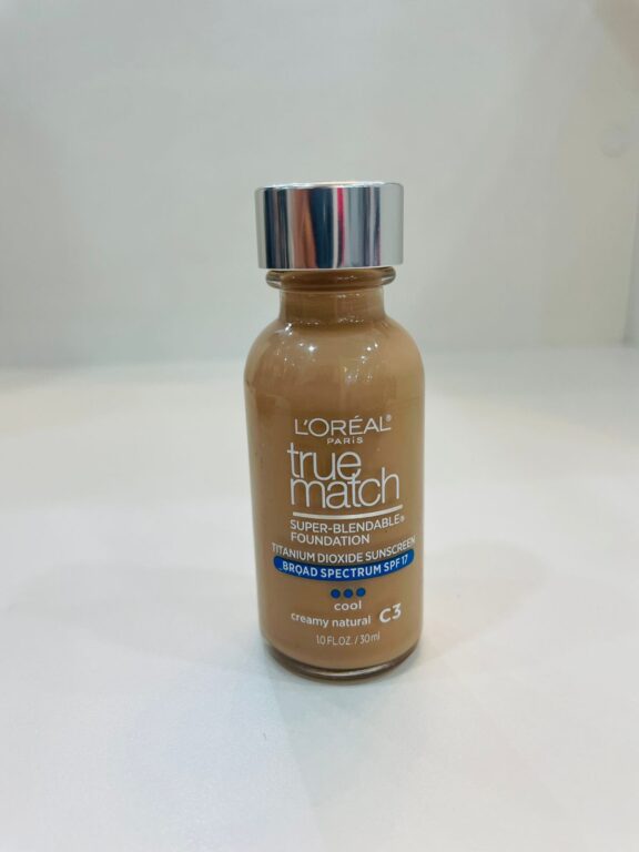 L'OREAL PARIS MAKEUP TRUE MATCH - BASE LÍQUIDA SUPERMEZCLABLE, COLOR NATURAL CREMOSO C3, 1 ONZA LÍQUIDA, 1 UNIDAD