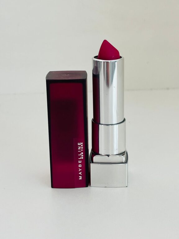 PINTA LABIOS DE MAYBELLINE 680 MESMERIZING MAGENTA MATTE/MAT