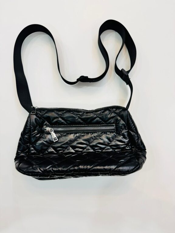 CARTERA SHINE COLOR NEGRO